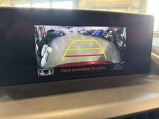 Lexus NX 300h AWD 2.5 E-CVT Executive Kamera Psens S&V-däck