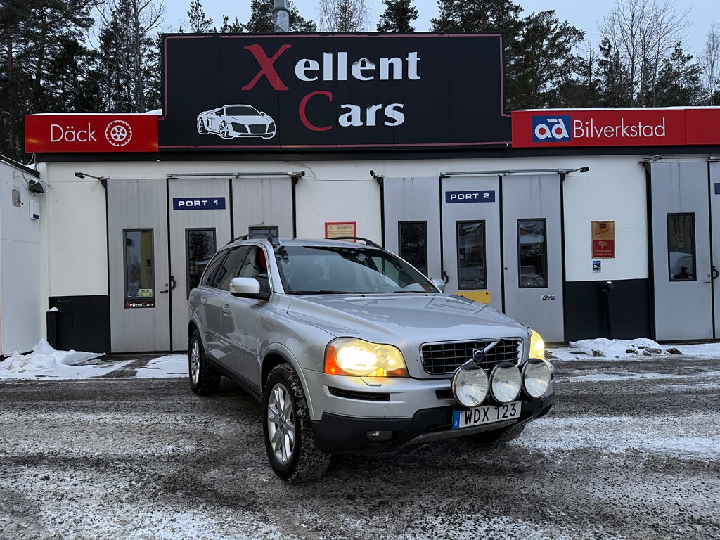 Volvo XC90 D5 AWD Geartronic Momentum 