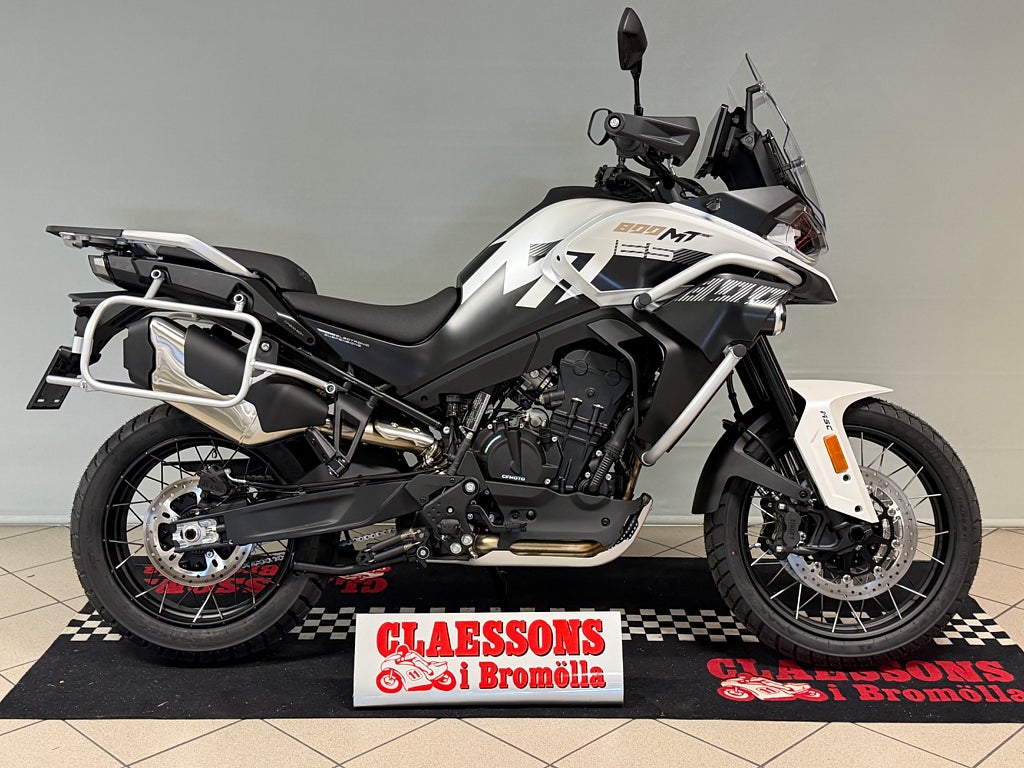 CFMOTO 800MT EXPLORE ES 
