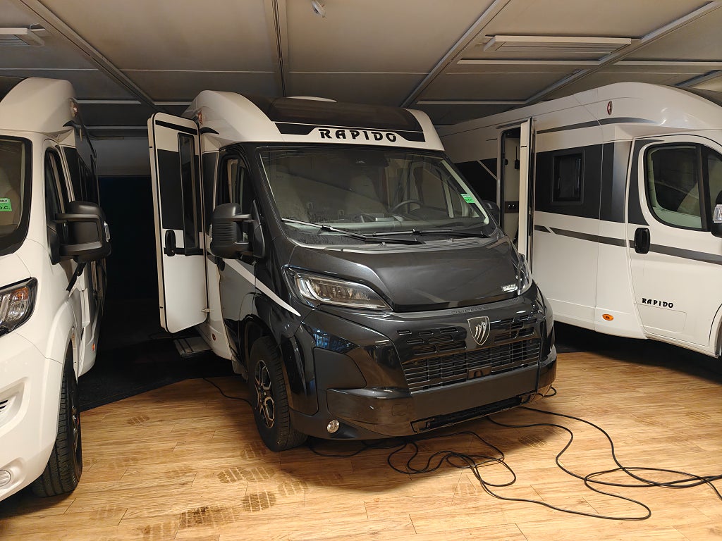 Rapido C55 C55 Night Edition