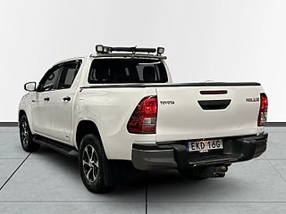 Toyota Hilux Dubbelhytt 2.4 AWD MOMS/Kamera/Drag/D&M-värmare/LEDramp