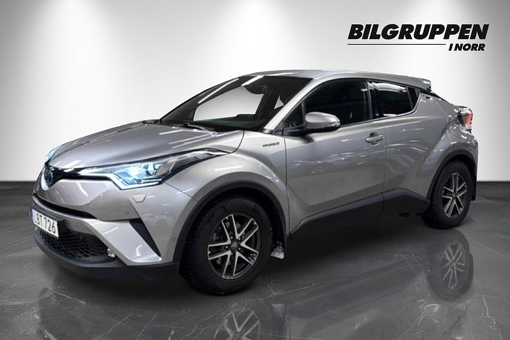 Toyota C-HR Hybrid CVT Executive (V-hjul, Drag, Värmare)