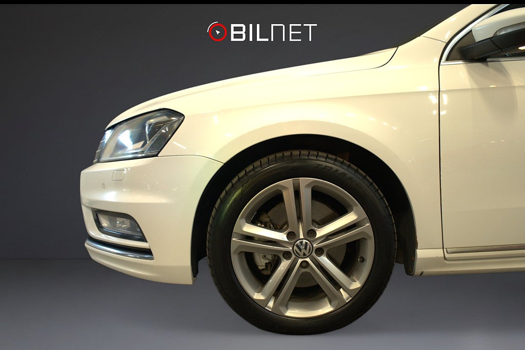 Volkswagen Passat 2.0 TDI 4M GT *3,99%* Premium R-Line Kamera Värmare