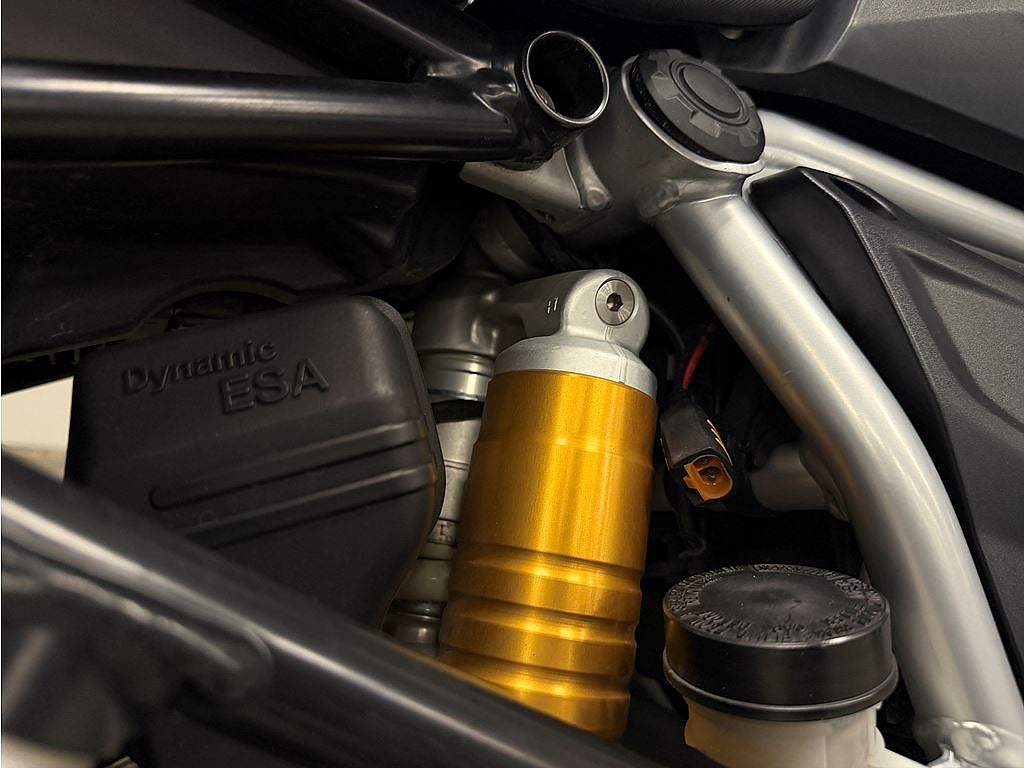 BMW R 1200 GS Comfort, Dynamic, Väskor, Navi, Akrapovic