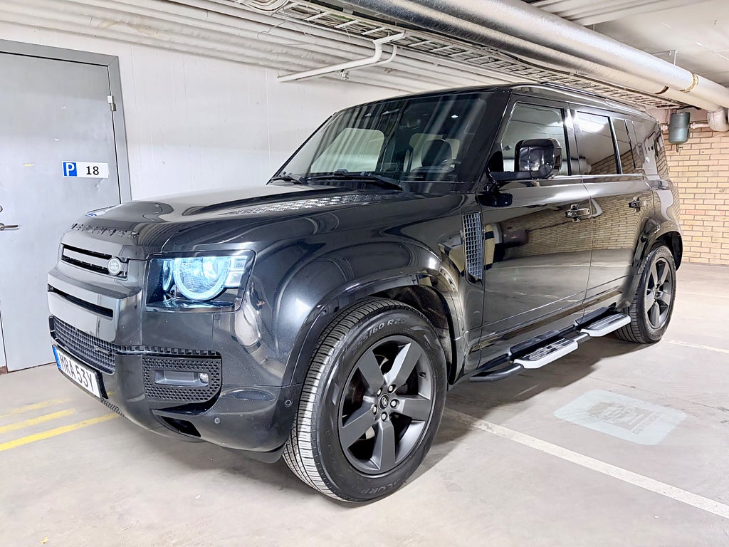 Land Rover Defender 110 D250 MHEV X-Dynamic SE Stora Skärmen