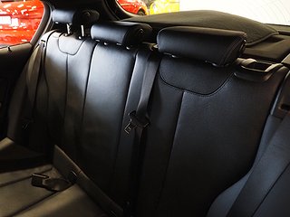 Halvkombi BMW 118I 13 av 21