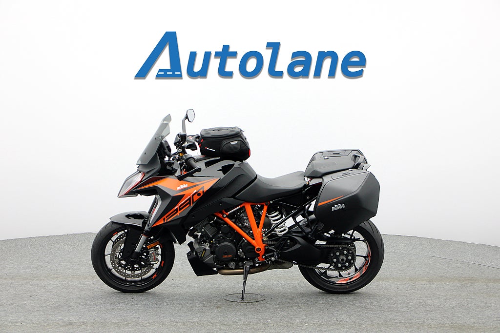 KTM 1290 Superduke GT *RESERVERAD*