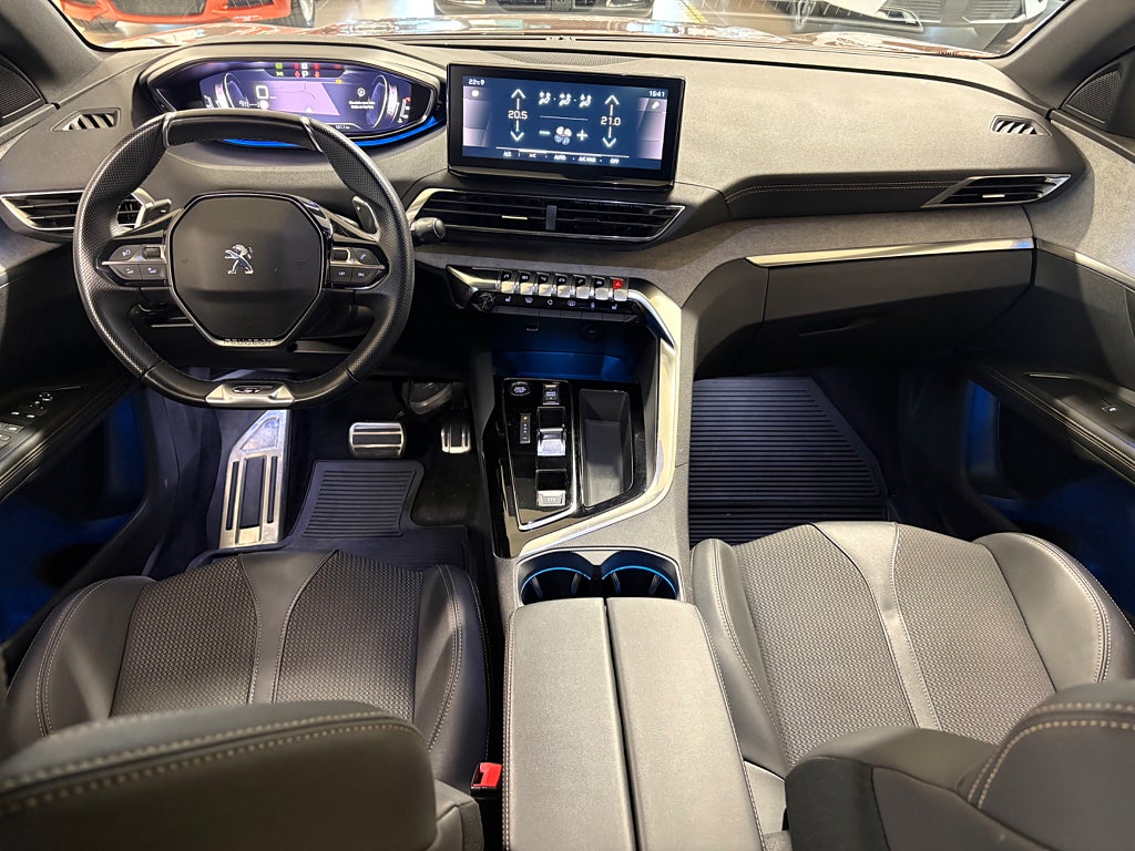 Peugeot 5008 1.2 PureTech 130 EAT Euro 6 7 Sits, SoV Hjul thumbnail
