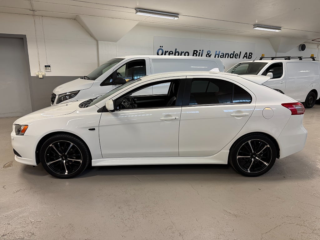 Mitsubishi Lancer Sportback 1.8 MIVEC Inform 140hk
