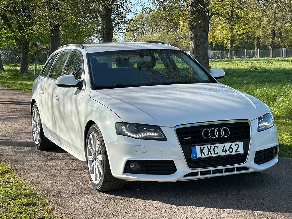 Audi A4 2.0 TFSI 180hk sport-line quattro (AWD) Svensksåld, 