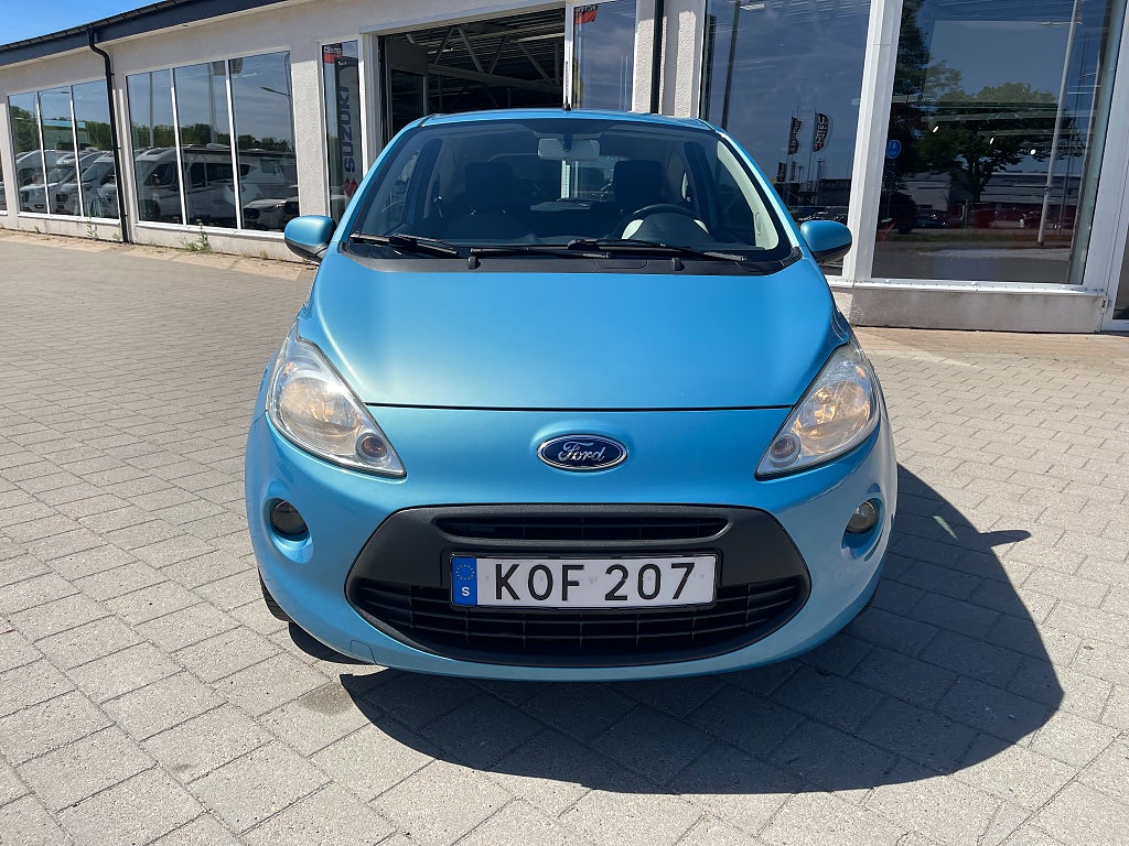 Ford Ka 1.2 Titanium 69 hk ENDAST 8692 mil
