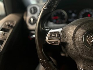 Volkswagen Tiguan 2.0 AWD R Line Kamera Pano Dvärm S/V-hjul