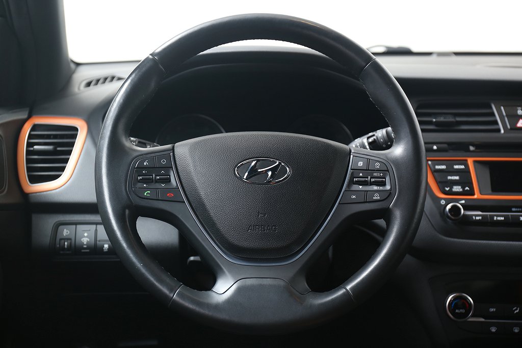 Hyundai i20 Active 1,0 T-GDI 100hk Premium Nyservad Drag 2016