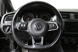 Halvkombi Volkswagen Golf 15 av 27