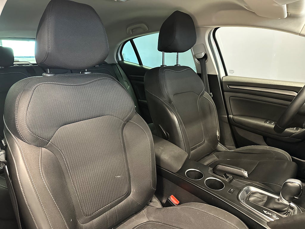 Renault Mégane 1.5 Blue dCi EDC Euro 6/  4.99%RÄNTA