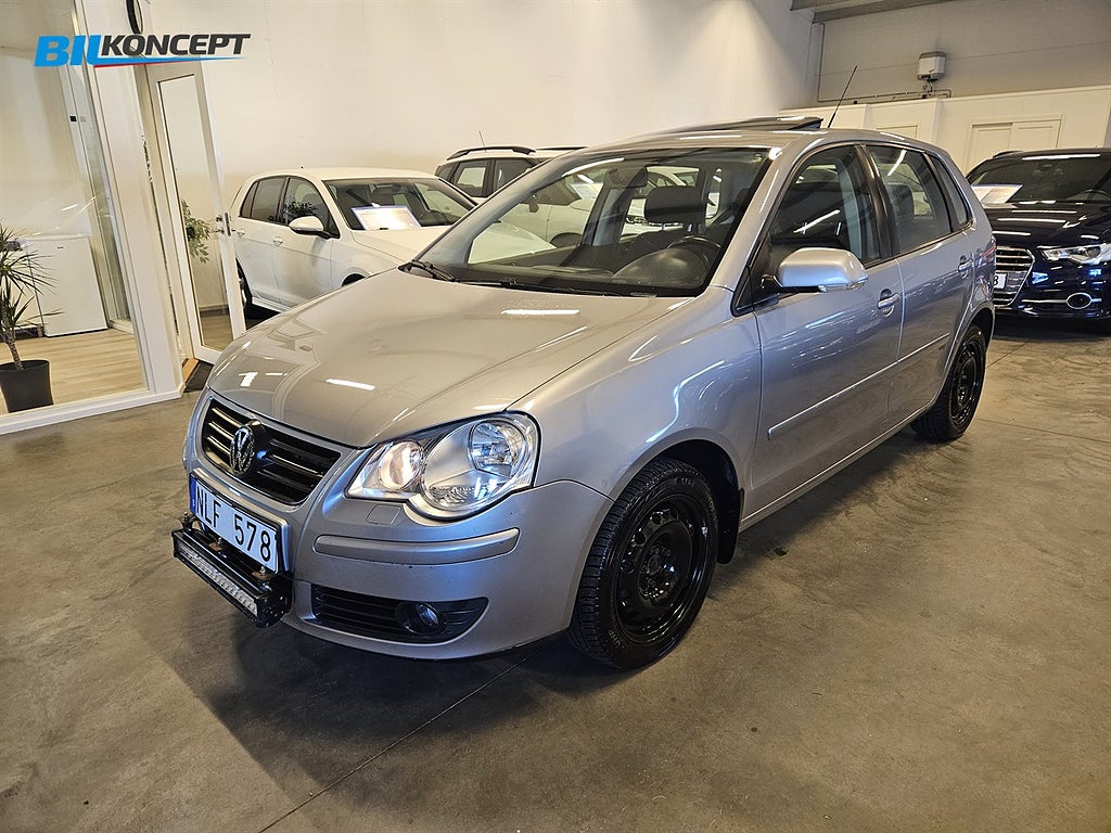 Volkswagen Polo 1.4 Automat Comfortline / Kamrem bytt / Fullservad