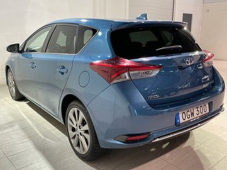 Halvkombi Toyota Auris 9 av 28