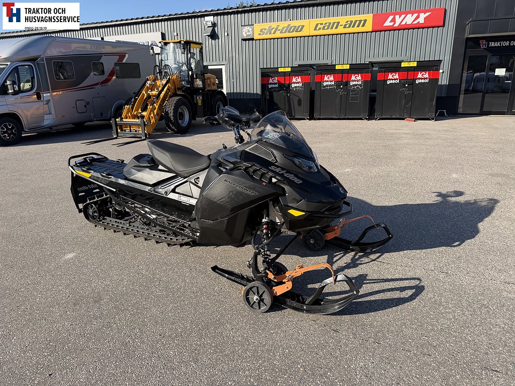 Ski-Doo Backcountry Adrenalin 600 E-TEC Momsad -26