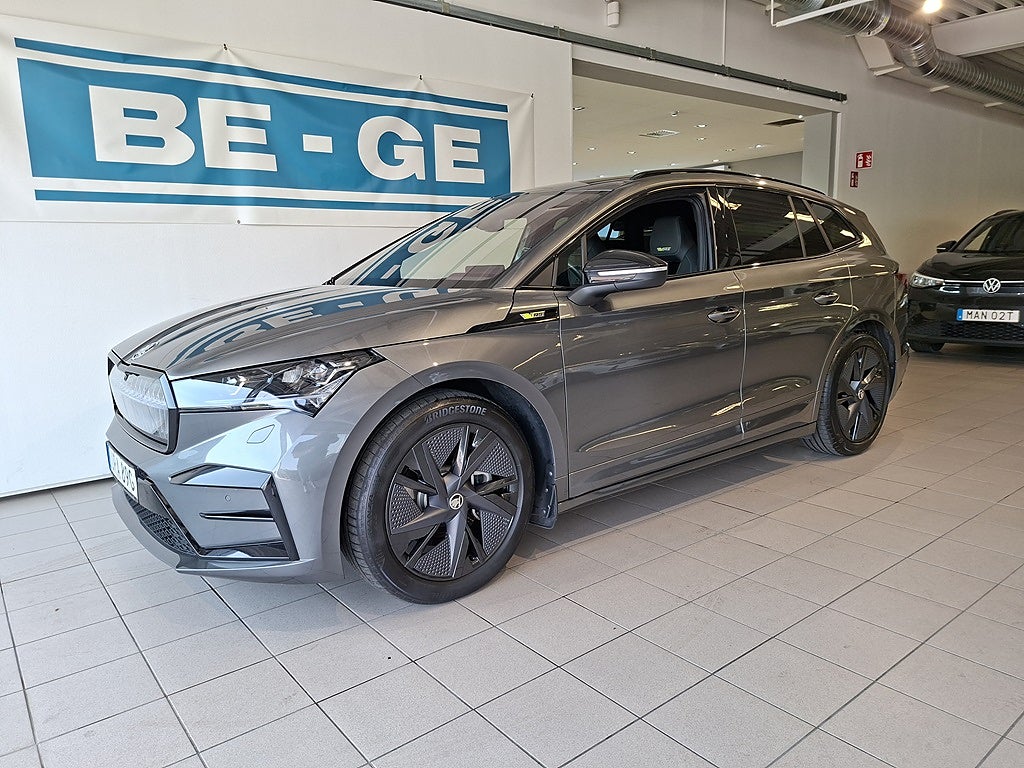 Skoda Enyaq RS 340HK Drag Matrix Läderklädsel Panorama