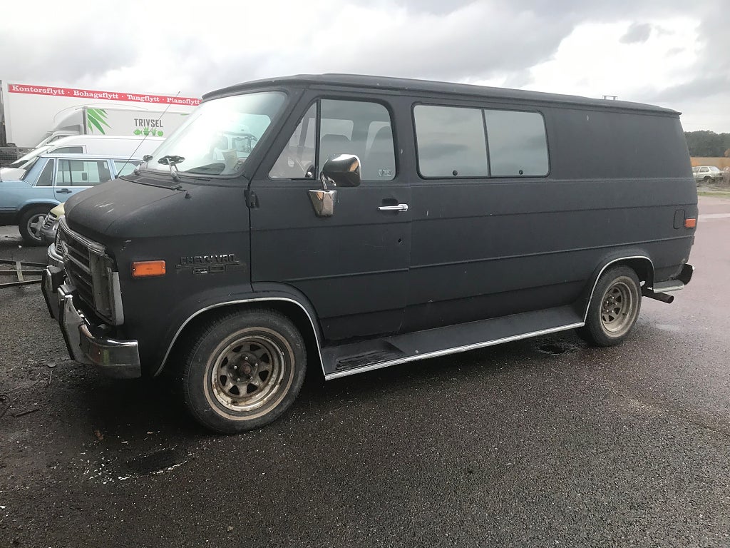 Chevrolet Van Conversion Van 5.7 V8 197hk/ 350/700/ 25000:-