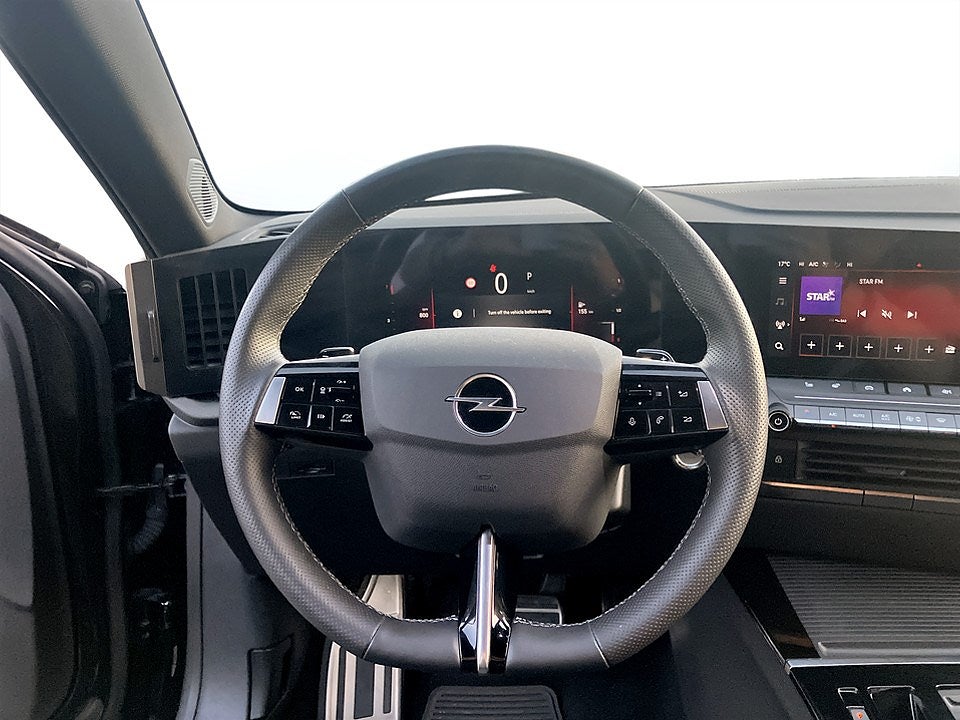 Bild på Opel Astra ST GS 1.2 PT 130hk Aut - B-KAMERA, EN ÄGARE