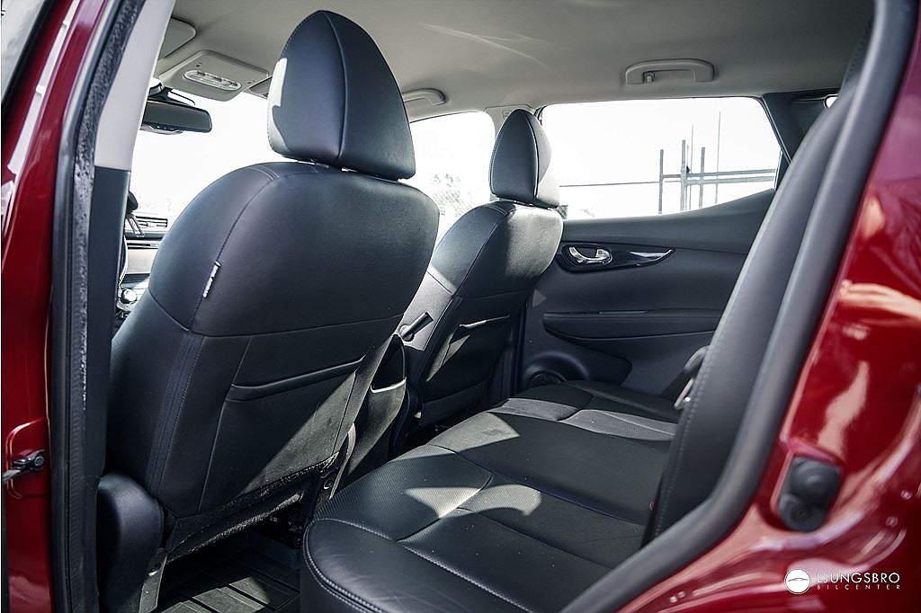 Nissan Qashqai 1.6 dCi 130hk Tekna / 360 / Blis / Navi