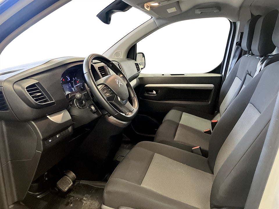 Bild på Citroën Jumpy Business Premium 2.0 BHDi  145hk Aut L2 B-KAMERA DRAG