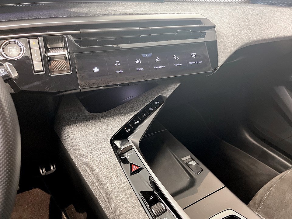 Bild på Peugeot 5008 GT Hybrid 145hk Aut - DRAG,B-KAMERA,NAV