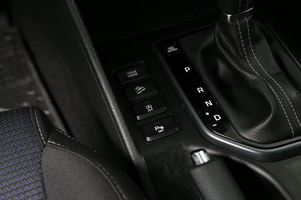 Hyundai Tucson 1,7 CRDi 141hk Move! Aut Navi Kamera 19” Drag