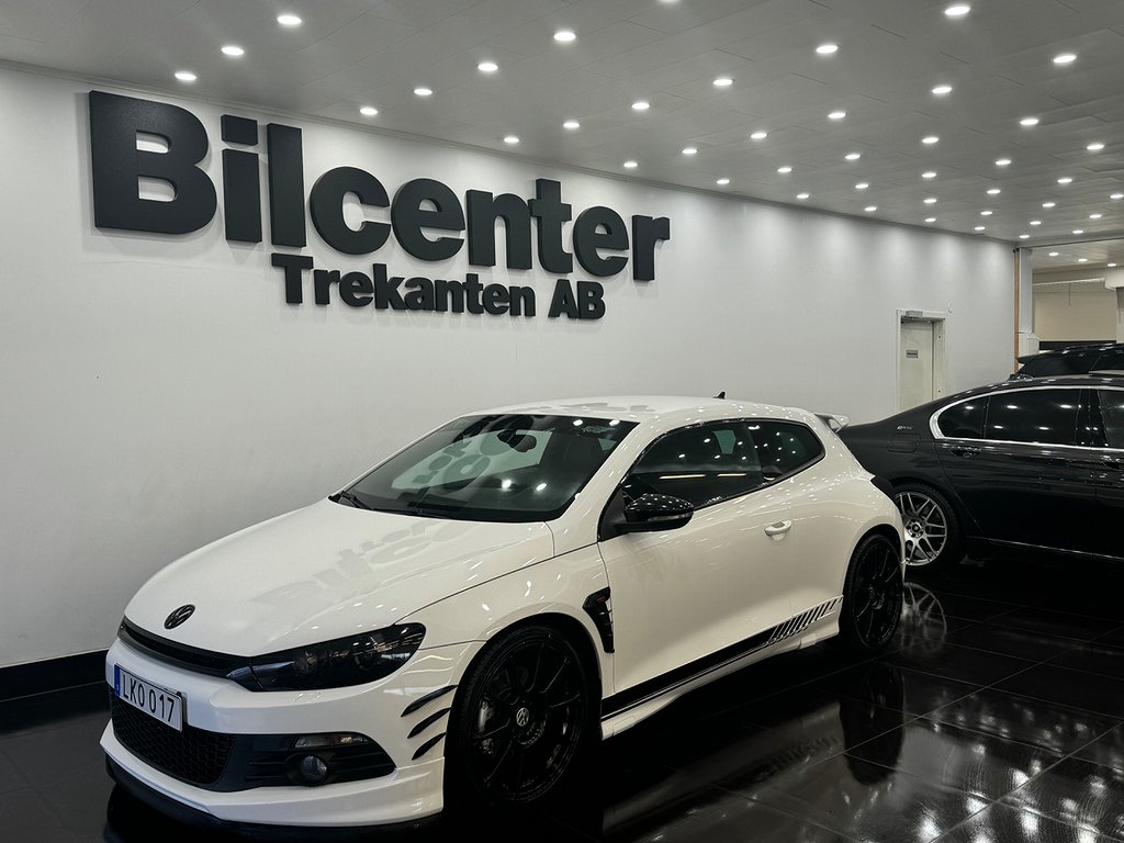 Volkswagen Scirocco 2.0TSI DSG 211HK Svensksåld Sportavgas