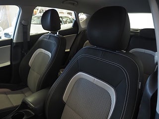 Halvkombi Kia Ceed 16 av 21