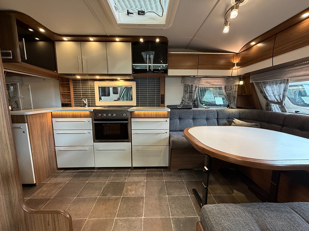 Polar 560 CTH SVIT