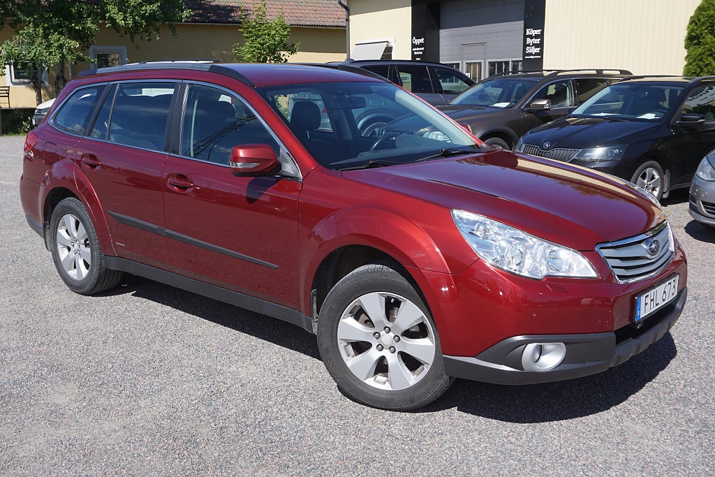 Subaru Outback 2.5 4WD Aut Business Drag M-Värmare