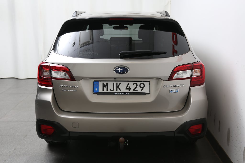 Subaru Outback 2,0D Summit AWD Aut H/K Skinn Motorv Drag 2016