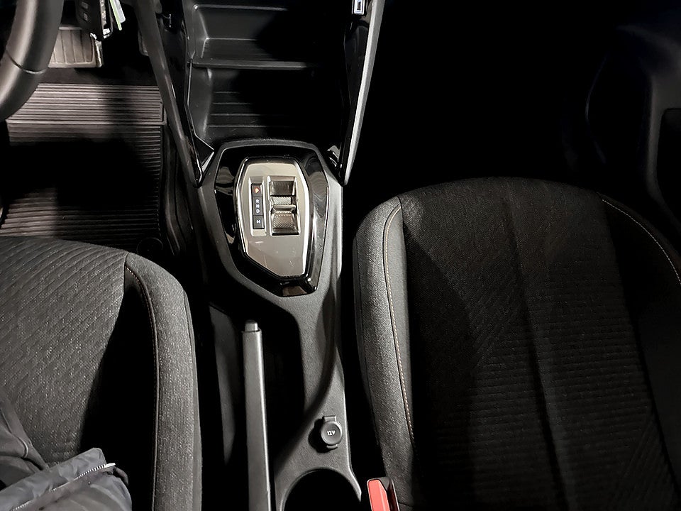Bild på Peugeot 208 Style Hybrid 100hk Aut CARPLAY BACKSENSORER