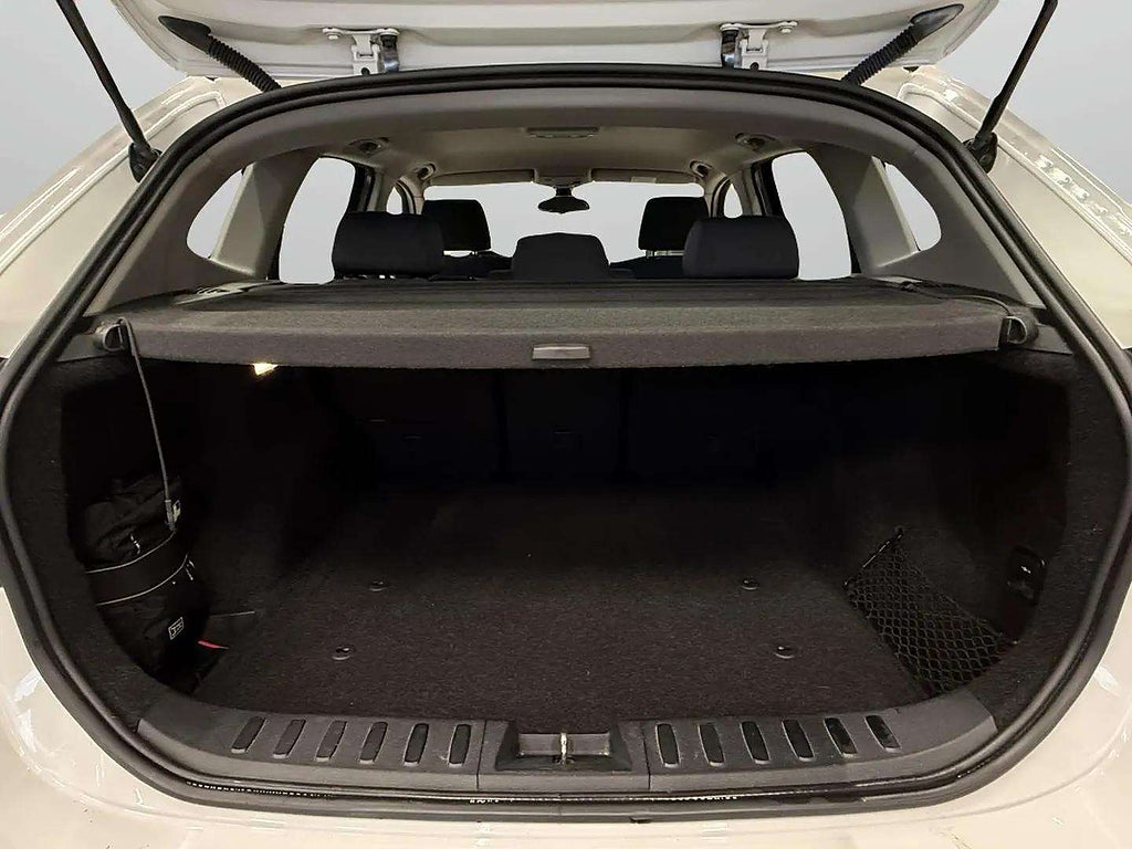 BMW X1 xDrive20d Steptronic S & V Hjul - miniatyr 16