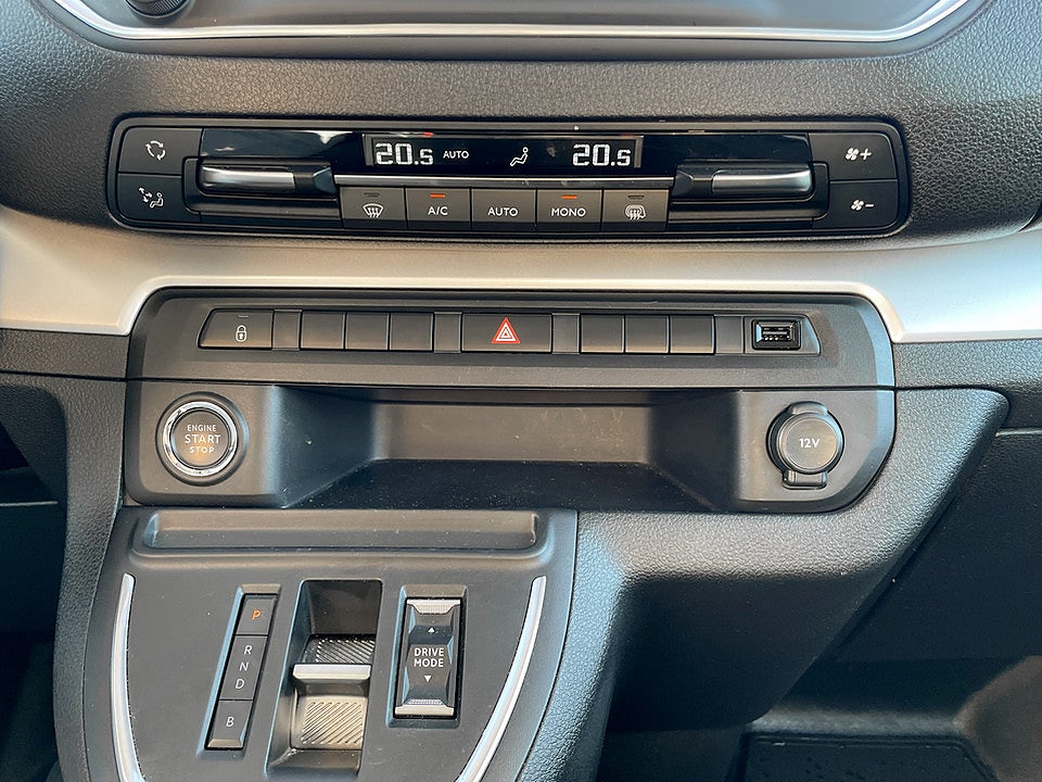 Bild på Opel Vivaro-e Crew Premium 136hk Aut L3 B-KAMERA DUBBLA SKJUTDÖRRAR
