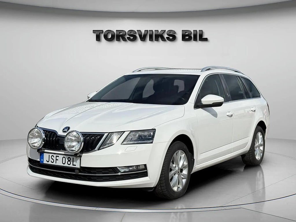 Skoda Octavia Kombi 2.0 TDI SCR 4x4 Style  - miniatyr 2