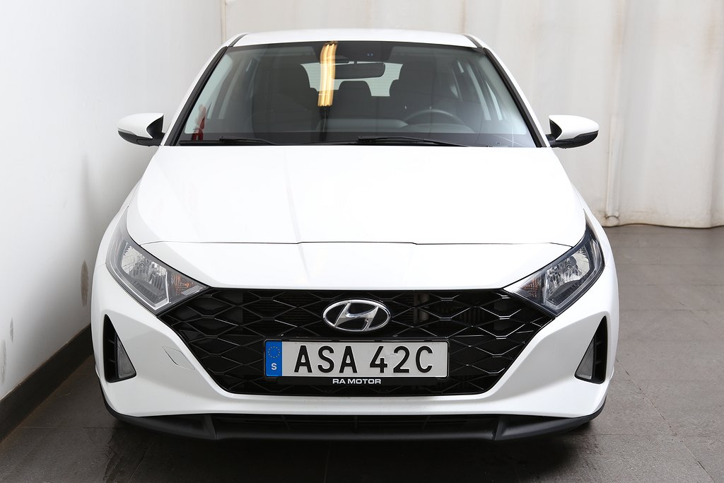 Hyundai i20 1,0 T-GDI 100hk MHEV Essential CarPlay Kamera 2021