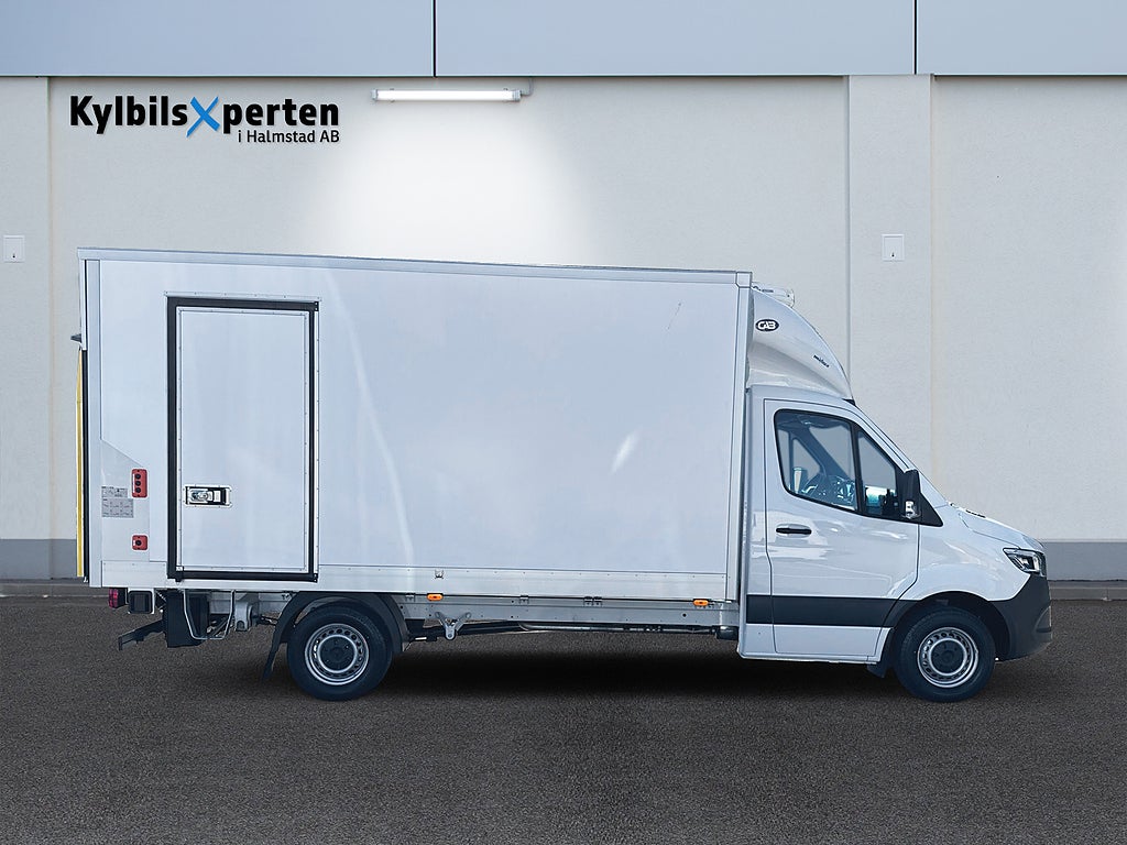 Mercedes-Benz Sprinter 317 CDI Kylbil med bakgavelhiss