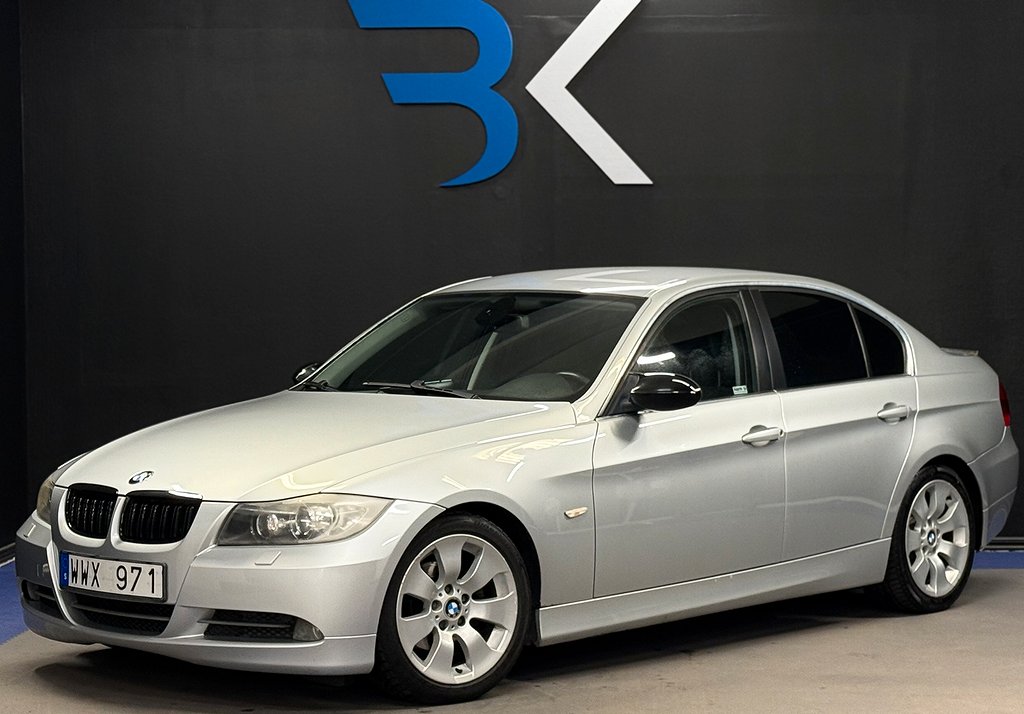 BMW 325 i Sedan Comfort, Dynamic| Automat |P-Sensorer| 218hk