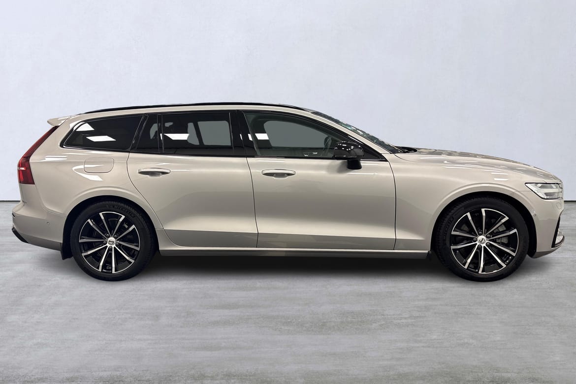 Volvo V60 T6 Plus Dark Nordic Edition 2025, bild 3/10