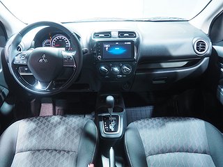Halvkombi Mitsubishi Space Star 12 av 20
