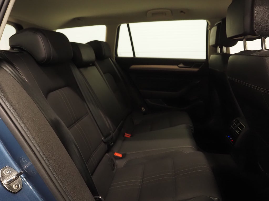 Volkswagen Passat Alltrack 2.0 TDI 4Motion Drag D-Värm Kamera 2017