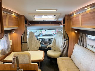 Husbil-halvintegrerad Kabe TM 880 LT 16 av 29