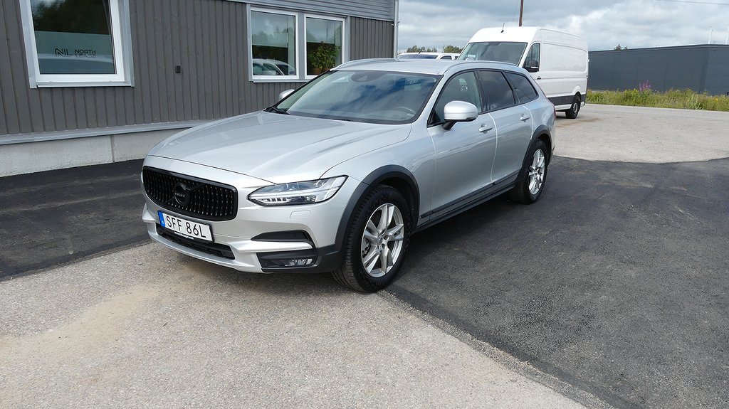 Volvo V90 Cross Country D4 AWD Geartronic Momentum 190hk