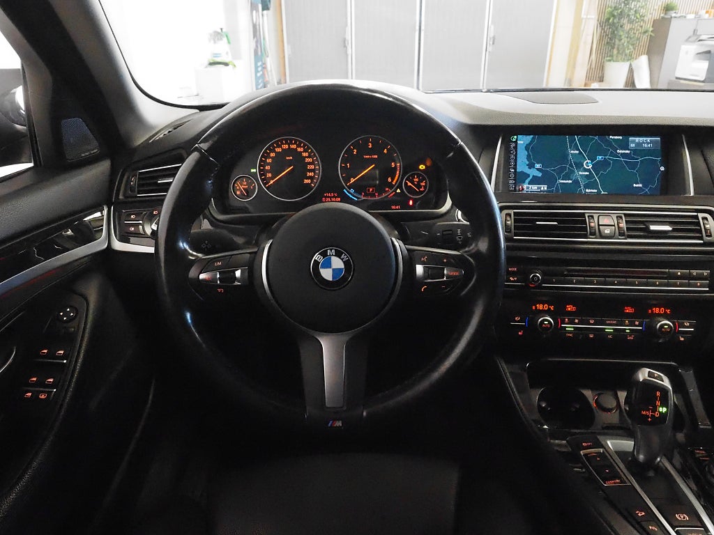BMW 530 d xDrive Sedan Navi Taklucka H/K D-Värm Drag Skinn 2016