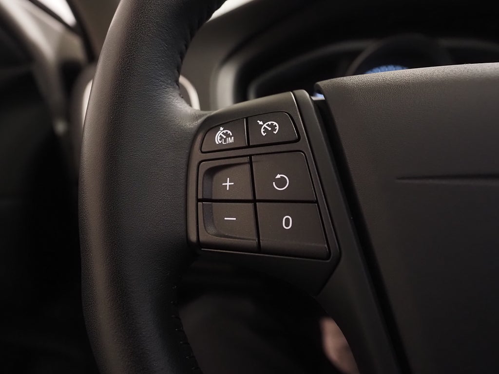 Volvo V40 Cross Country T3 152hk Kinetic Aut | Navi | PDC | 2019