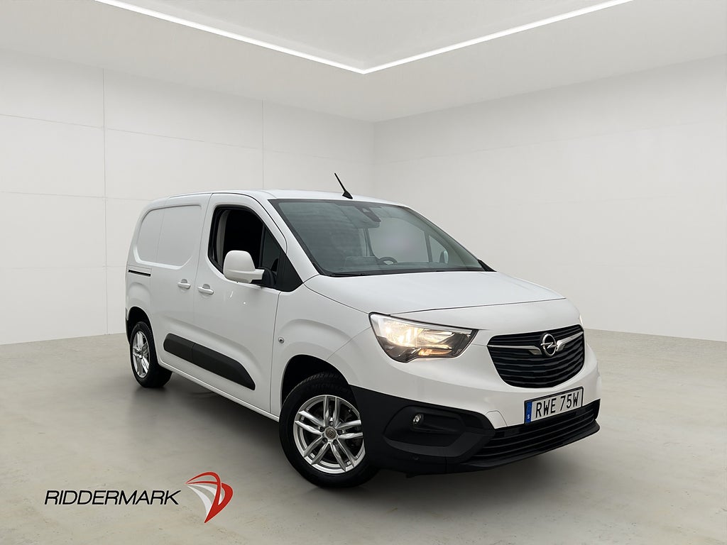 Opel Combo Cargo 1.5HDi Ny-Kamrem Värmare Drag CarPlay Moms