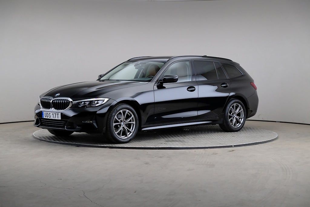 BMW 320D 3 xDrive Touring Sport Line Skinn Display Key